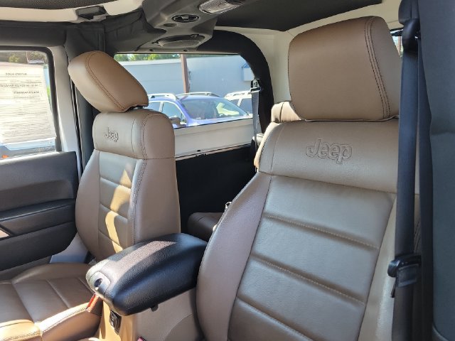 Used 2012 Jeep Wrangler Rubicon w/ PWR Convenience Group AWD/4WD image 14