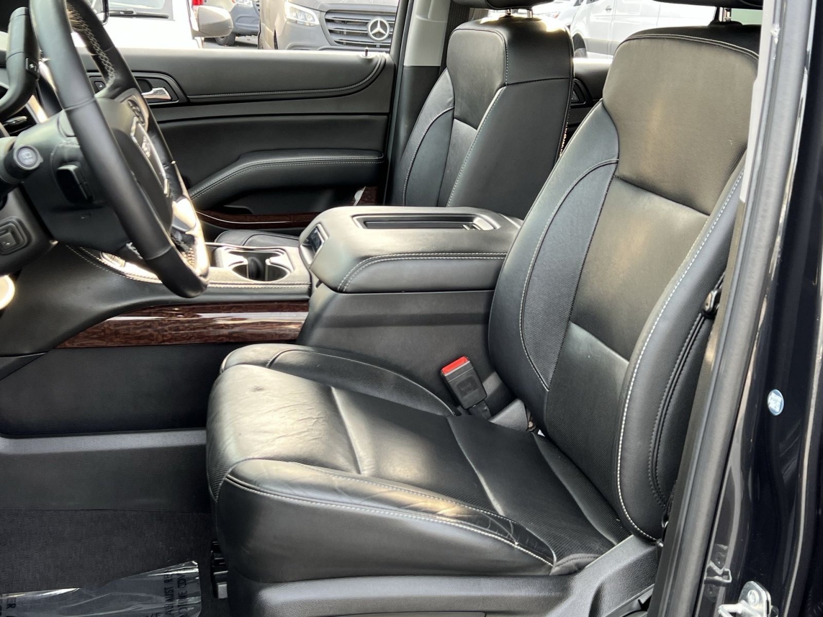 Used 2020 GMC Yukon SLT w/ Open Road Package AWD/4WD image 18