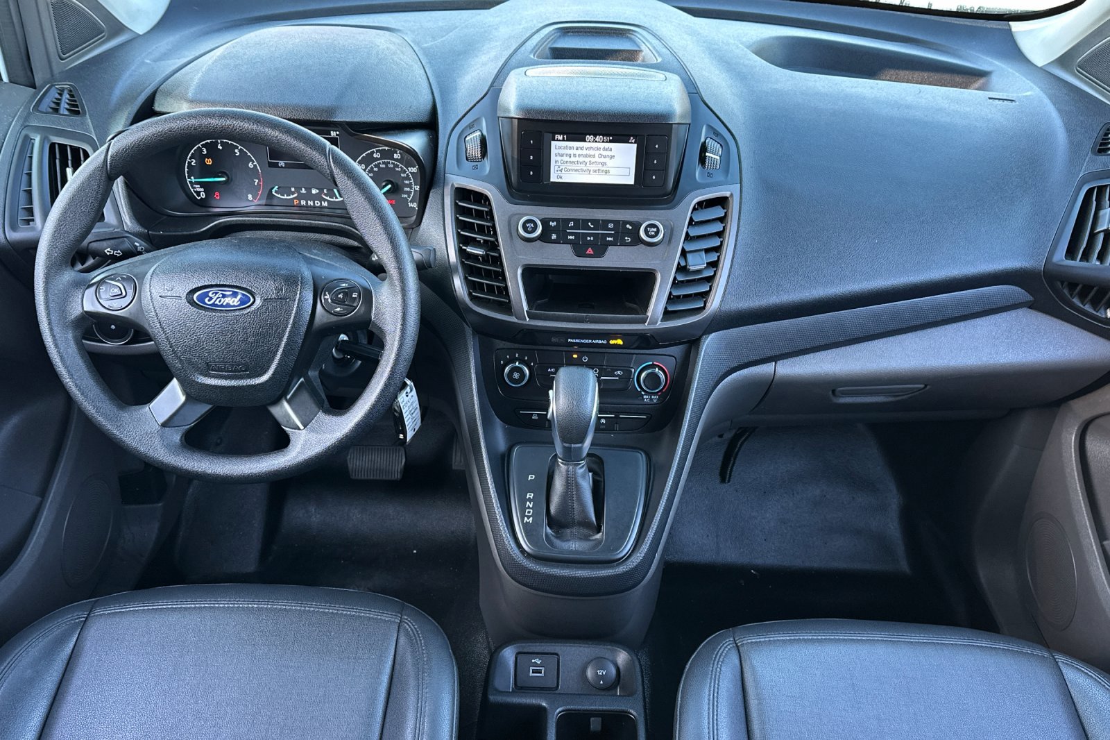 Used 2020 Ford Transit Connect XL image 12