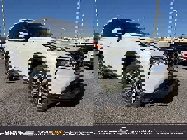 Used 2023 Nissan Rogue SL