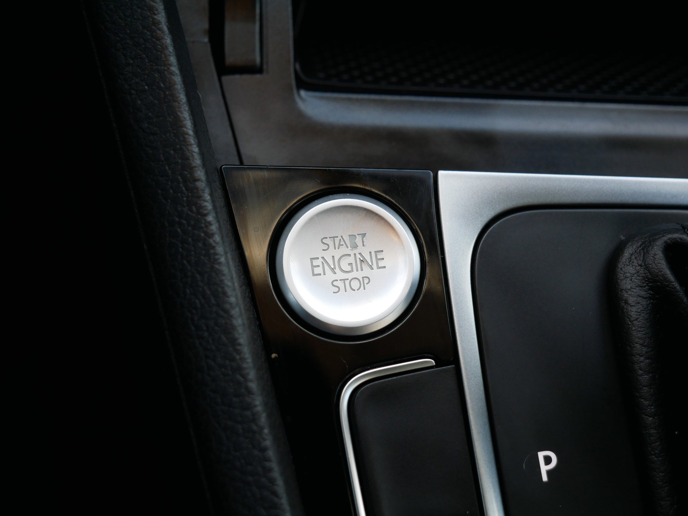 Used 2017 Volkswagen Golf SEL image 29