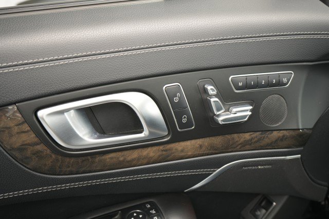 Used 2014 Mercedes-Benz SL 550 image 41