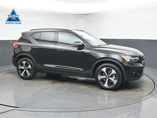 New 2026 Volvo XC40 B5 Plus w/ Protection Package Premier