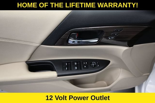 Used 2017 Honda Accord EX-L image 13