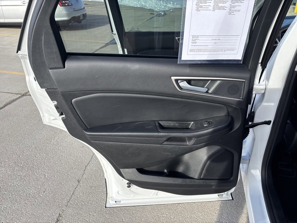 Used 2022 Ford Edge SEL w/ Convenience Package image 25