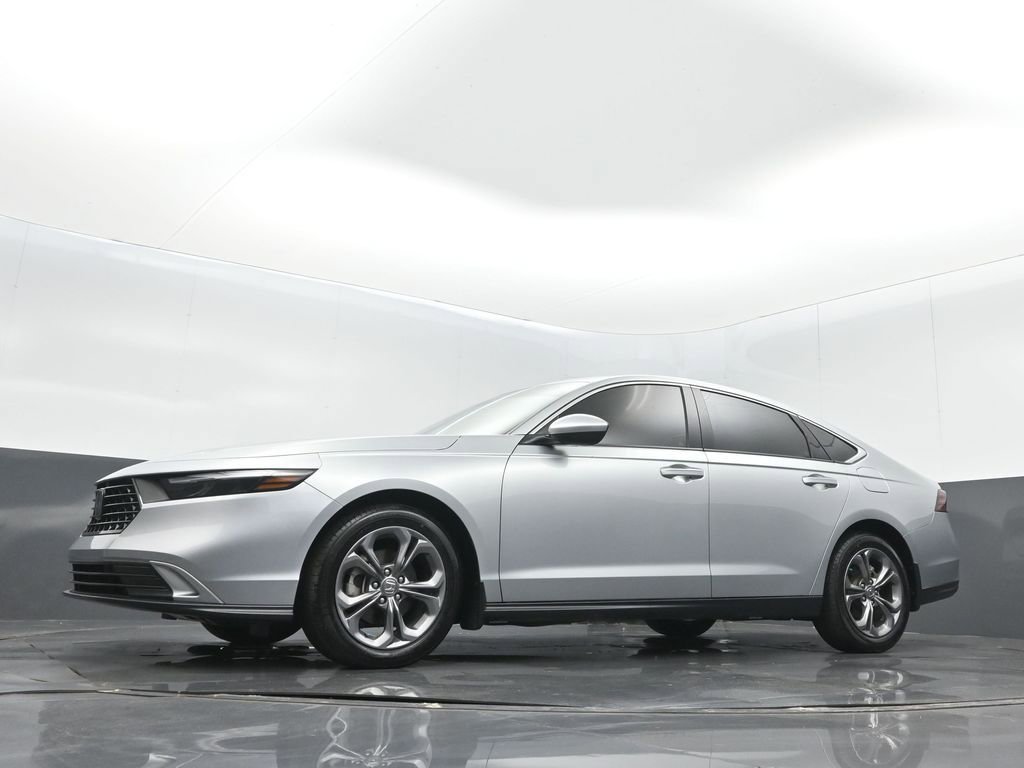 Certified 2024 Honda Accord EX image 11