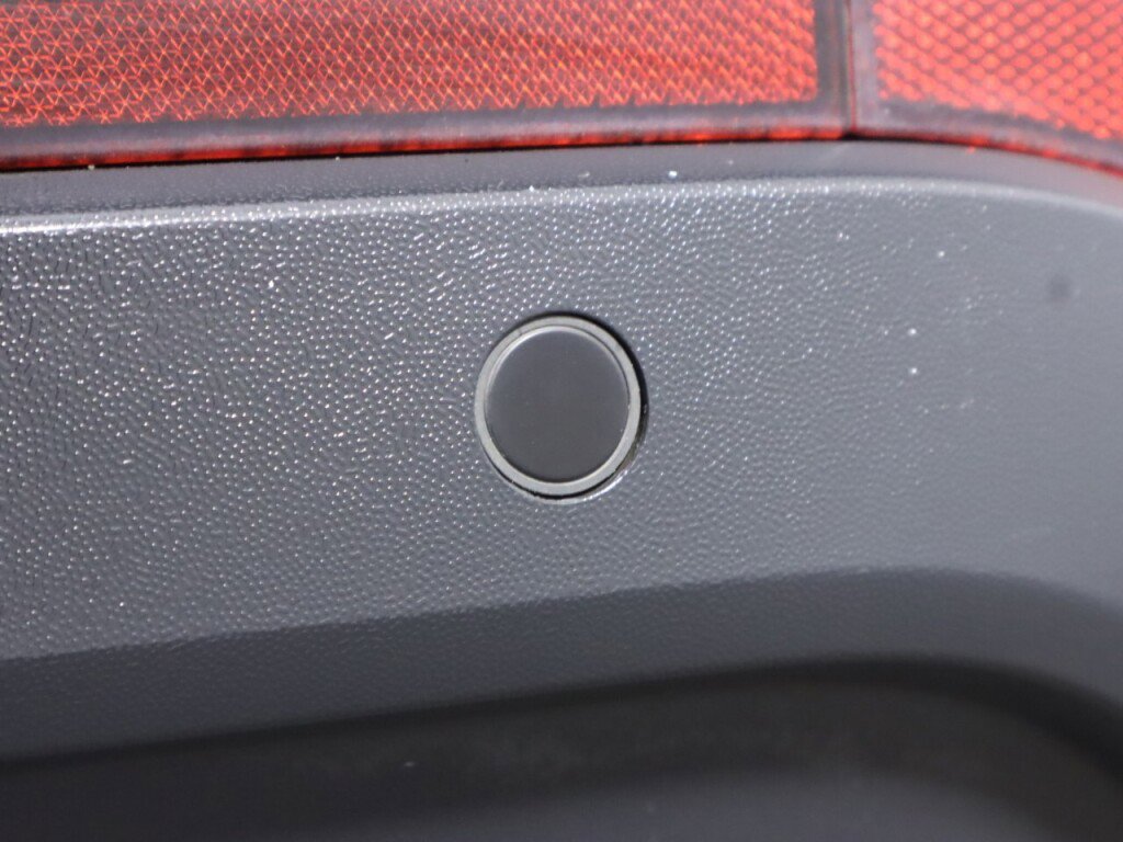 Used 2020 Volkswagen Atlas Cross Sport SEL image 41