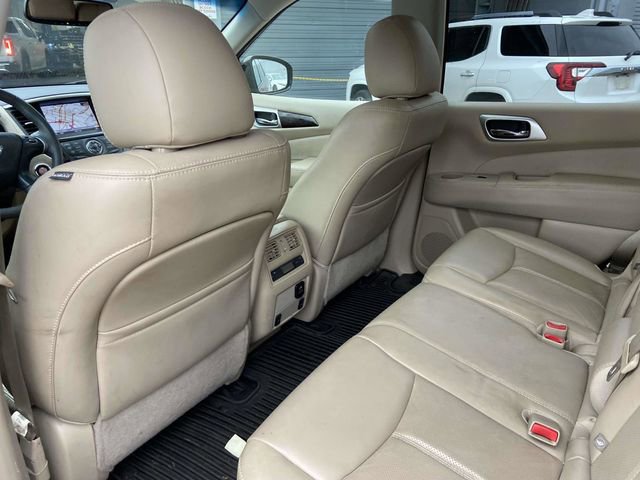 Used 2016 Nissan Pathfinder Platinum image 13