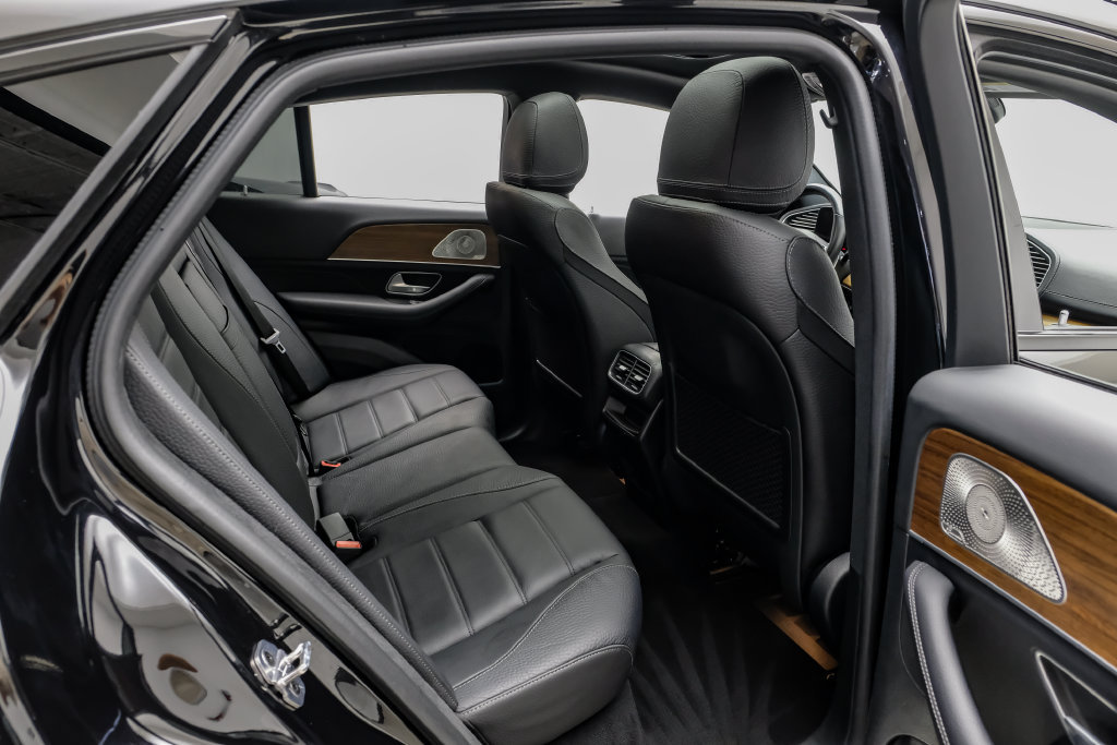 Used 2025 Mercedes-Benz GLE 450 4MATIC Coupe image 36