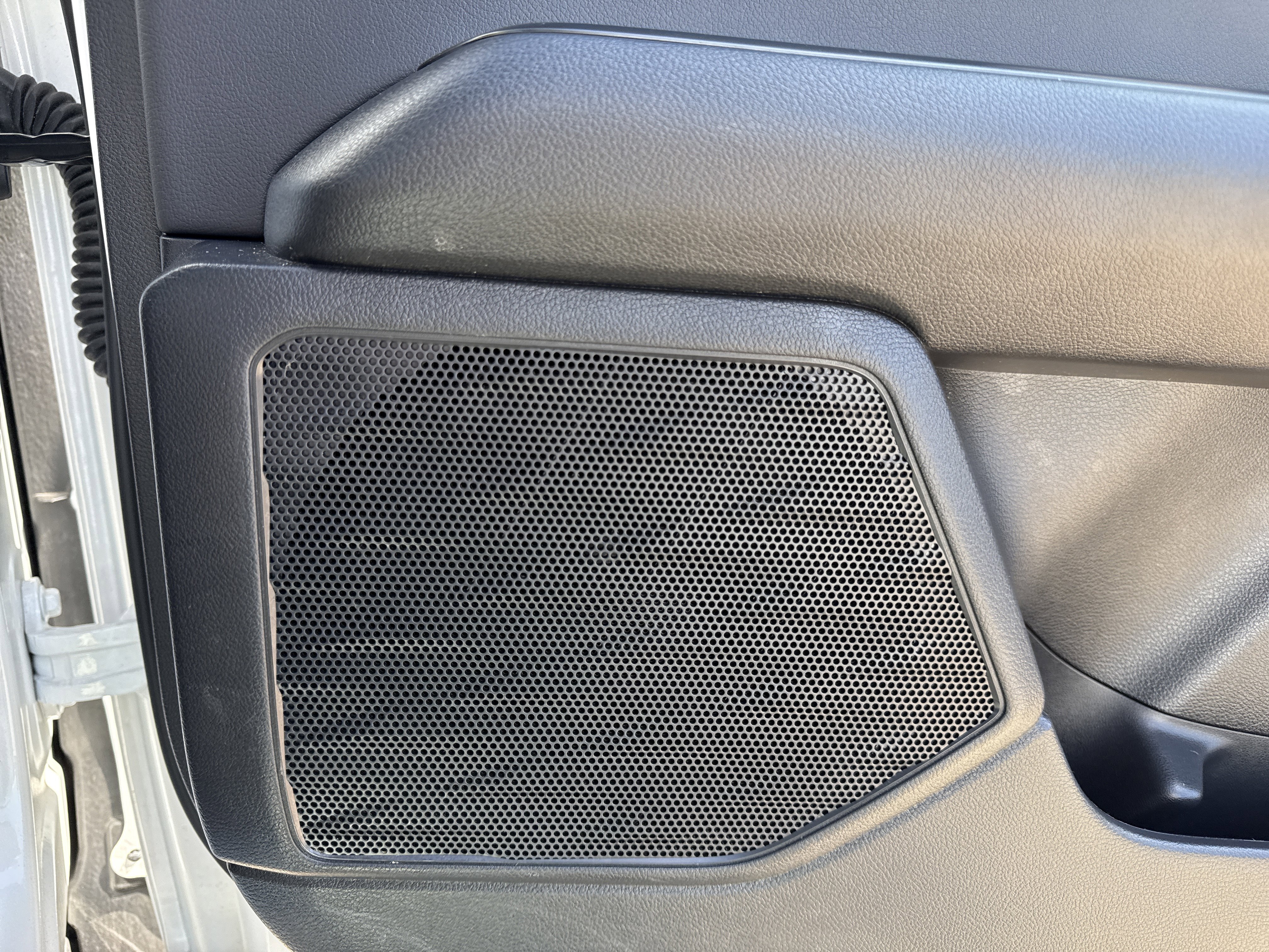 Used 2025 Lexus UX 300h AWD w/ Cold Area Package image 60