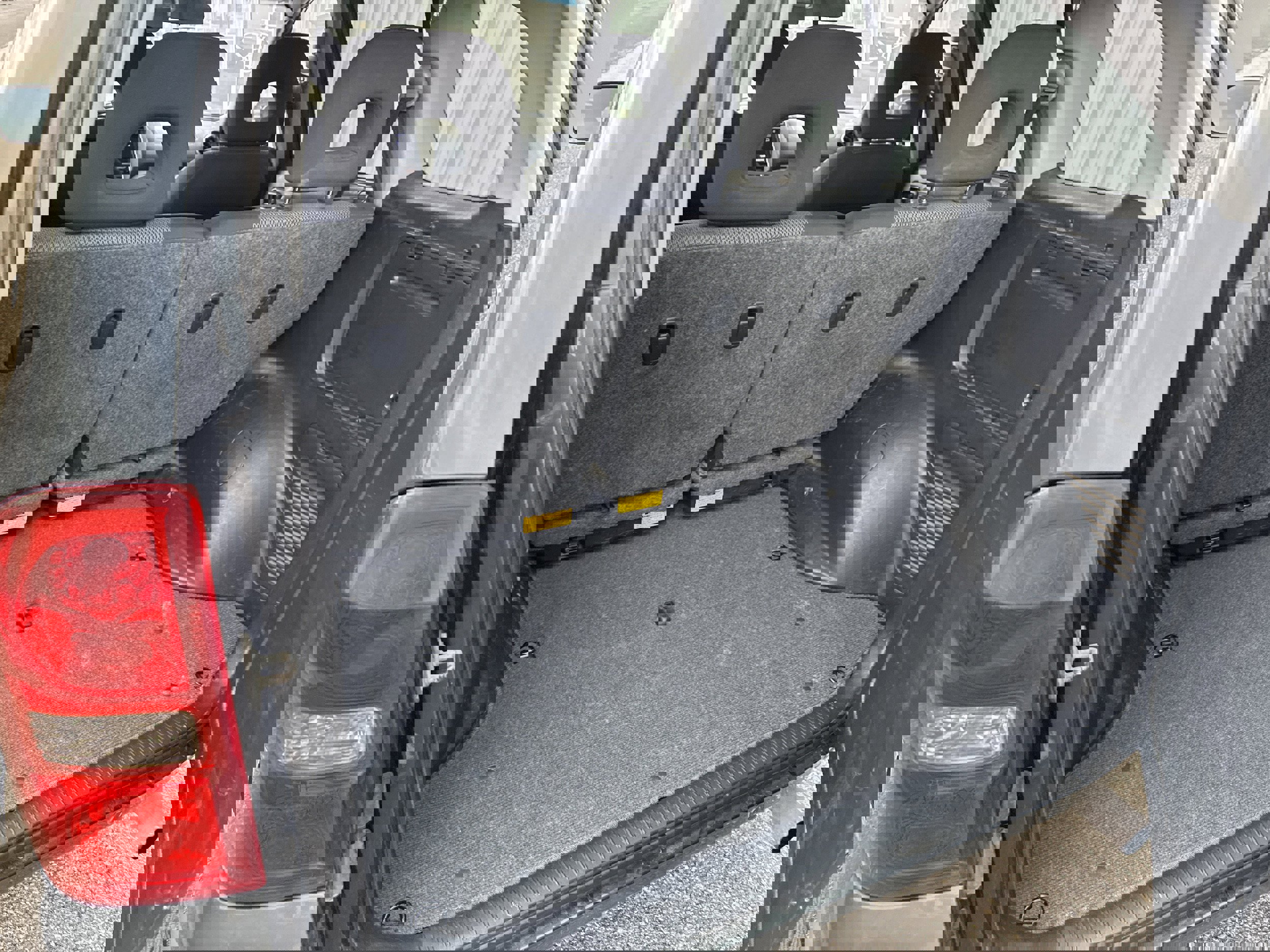 Used 2004 Toyota RAV4 Base image 4