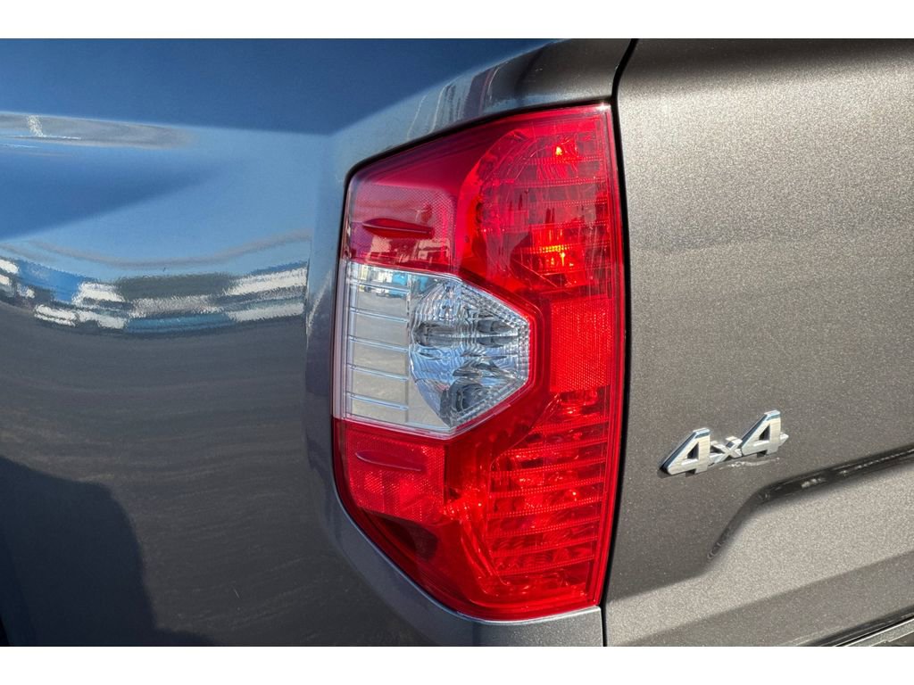 Used 2017 Toyota Tundra Platinum image 30