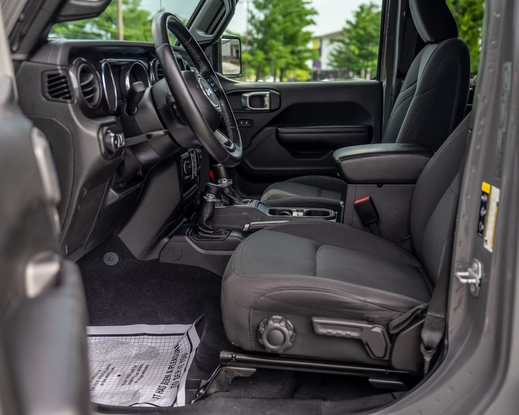 Used 2021 Jeep Wrangler Unlimited Sport AWD/4WD image 13