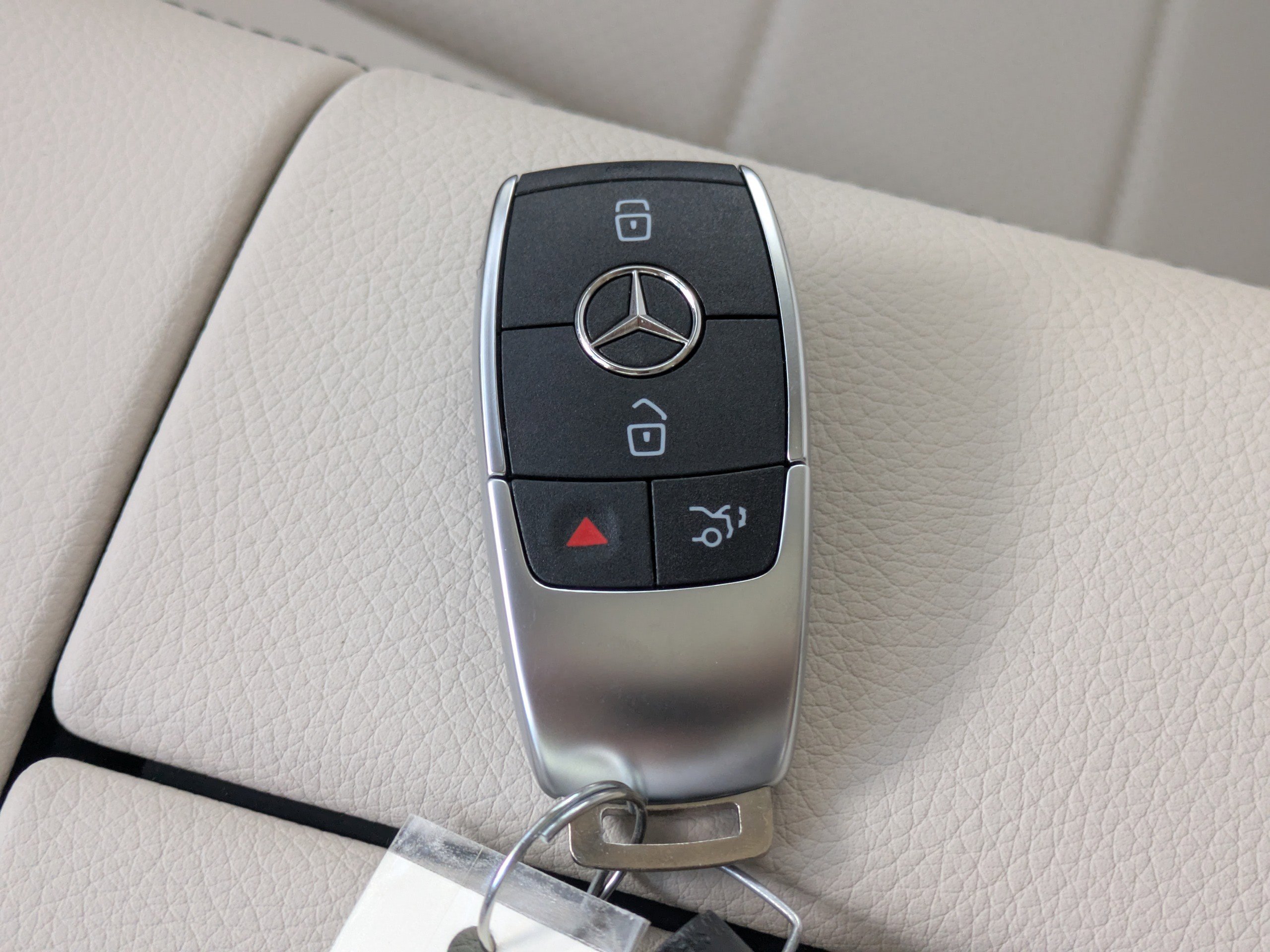 New 2026 Mercedes-Benz GLE 350 4MATIC image 31