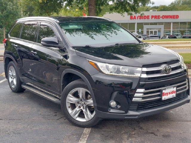 Used 2017 Toyota Highlander Limited AWD/4WD image 2