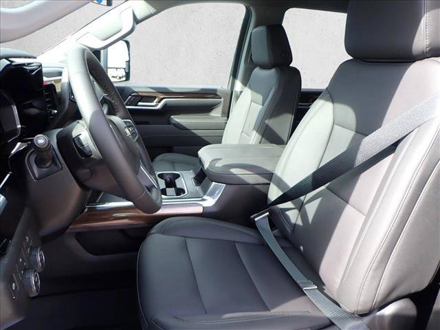 New 2026 Chevrolet Silverado 2500 LT w/ Leather Package AWD/4WD image 10