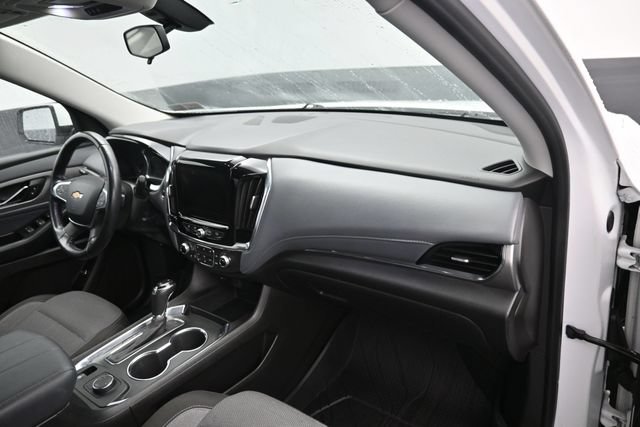 Used 2019 Chevrolet Traverse LT w/ LPO, Floor Liner Package AWD/4WD image 11