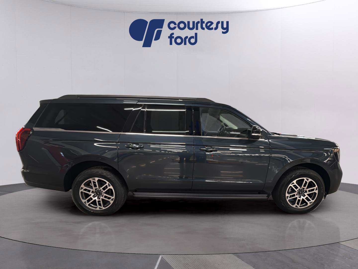 New 2026 Ford Expedition Max Active AWD/4WD image 2