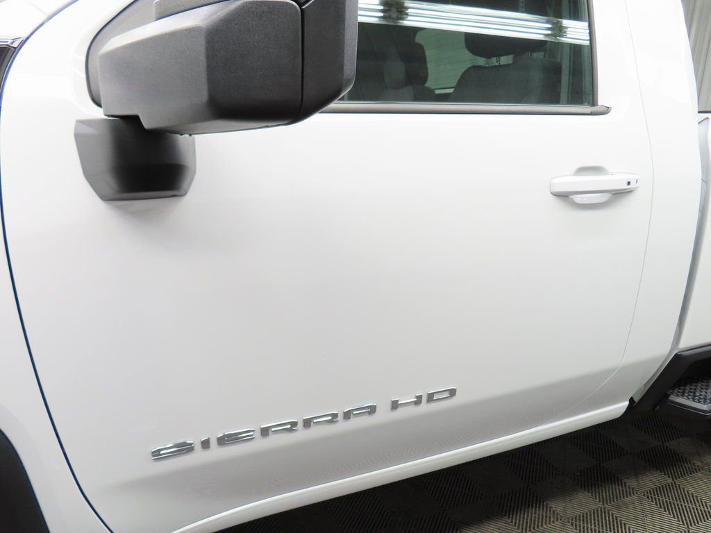 Used 2025 GMC Sierra 2500 SLE image 42