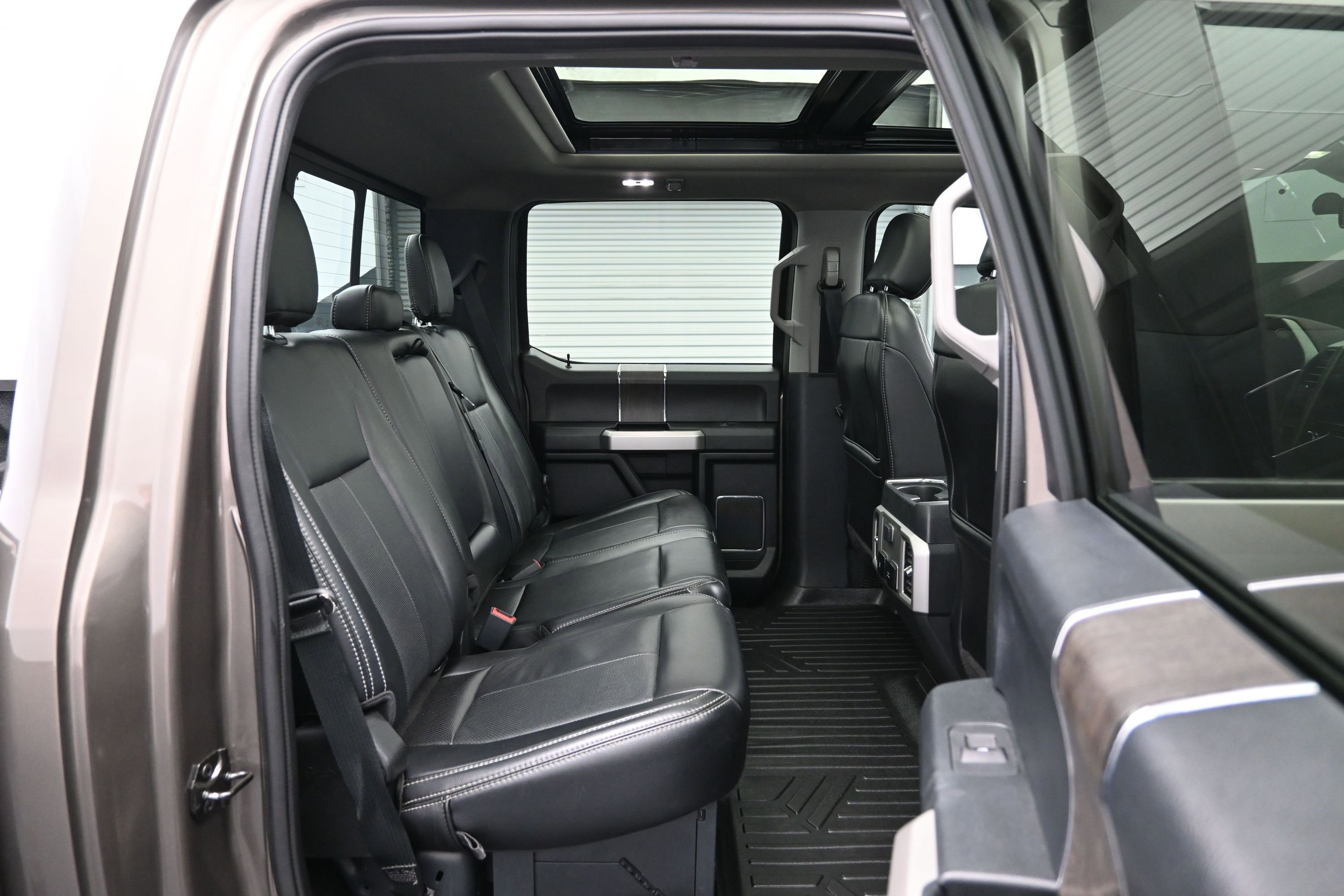 Used 2020 Ford F250 Lariat w/ Lariat Ultimate Package AWD/4WD image 12