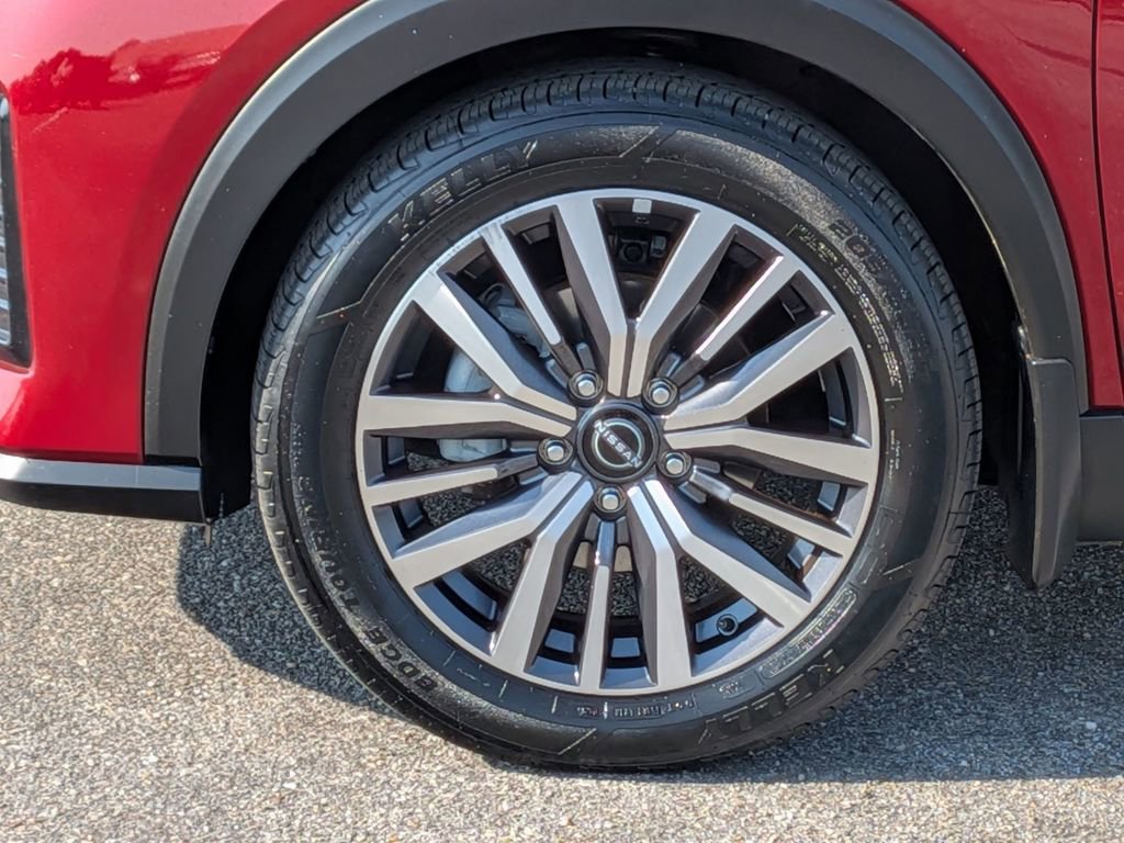 Used 2023 Nissan Kicks SV FWD image 11