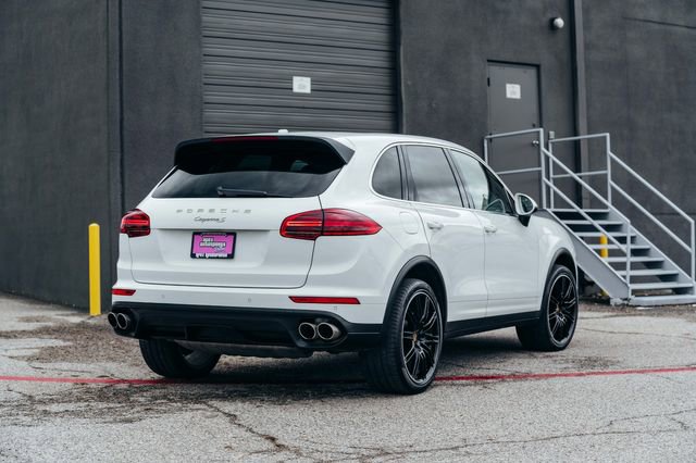 Used 2016 Porsche Cayenne S AWD/4WD image 34