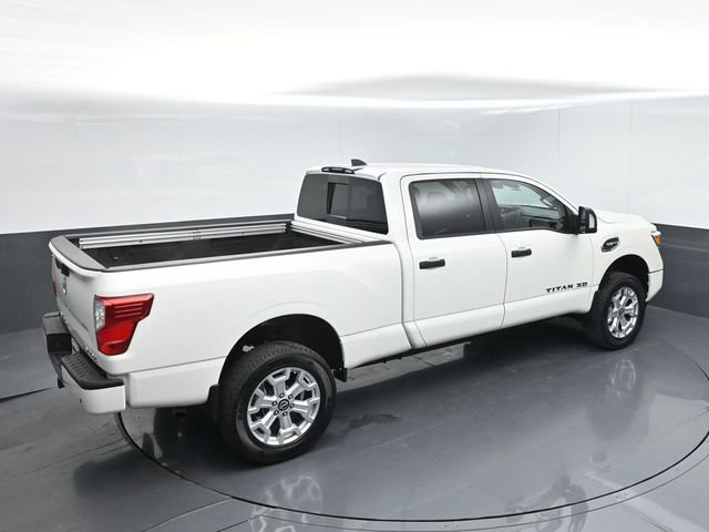 Used 2024 Nissan Titan SV w/ SV Convenience Package image 45
