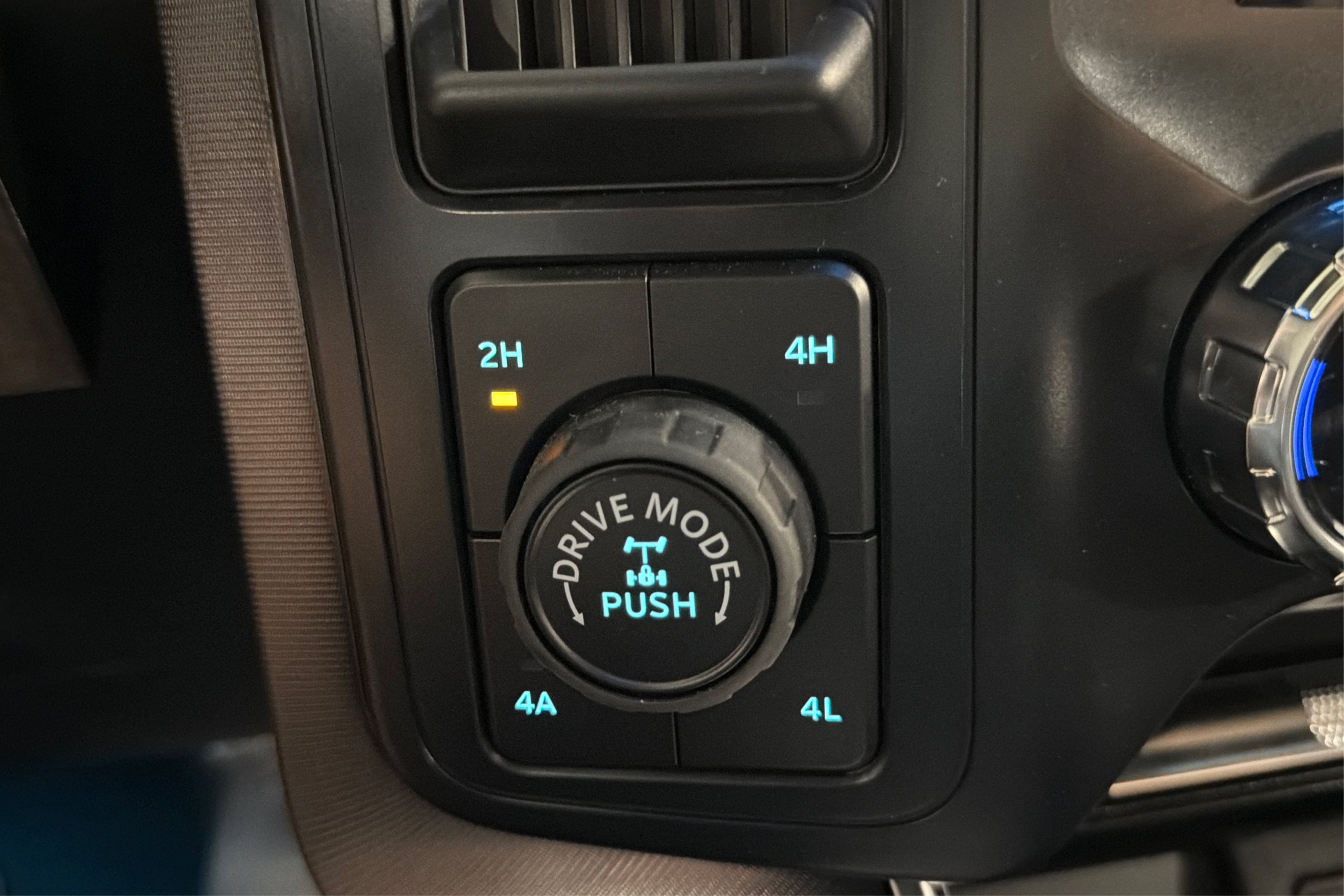 Used 2026 Ford F150 Platinum w/ Equipment Group 702A High AWD/4WD image 33