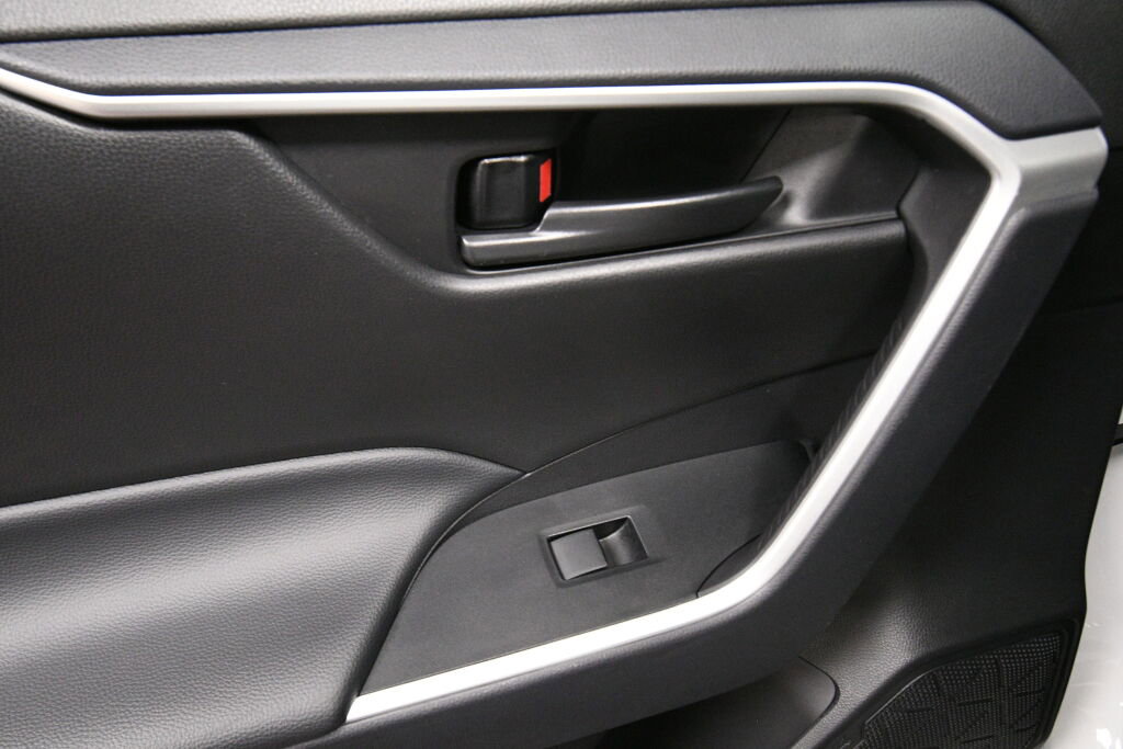 Certified 2024 Toyota RAV4 LE image 20