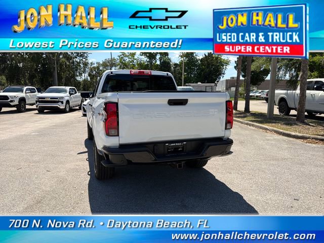 Used 2024 Chevrolet Colorado W/T w/ Safety Package image 9