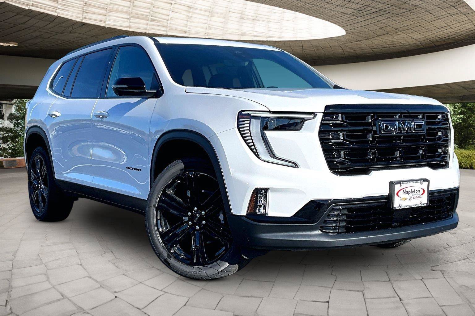 New 2027 GMC Acadia Elevation w/ Elevation Premium Package AWD/4WD image 2