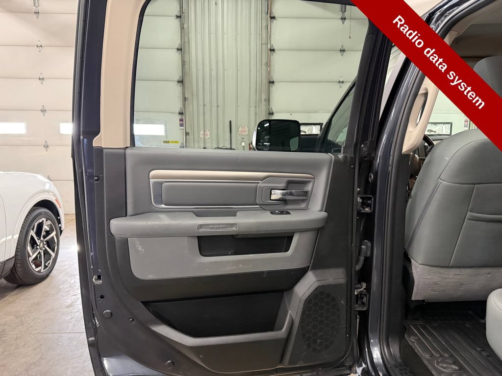Used 2018 RAM 1500 Outdoorsman AWD/4WD image 29