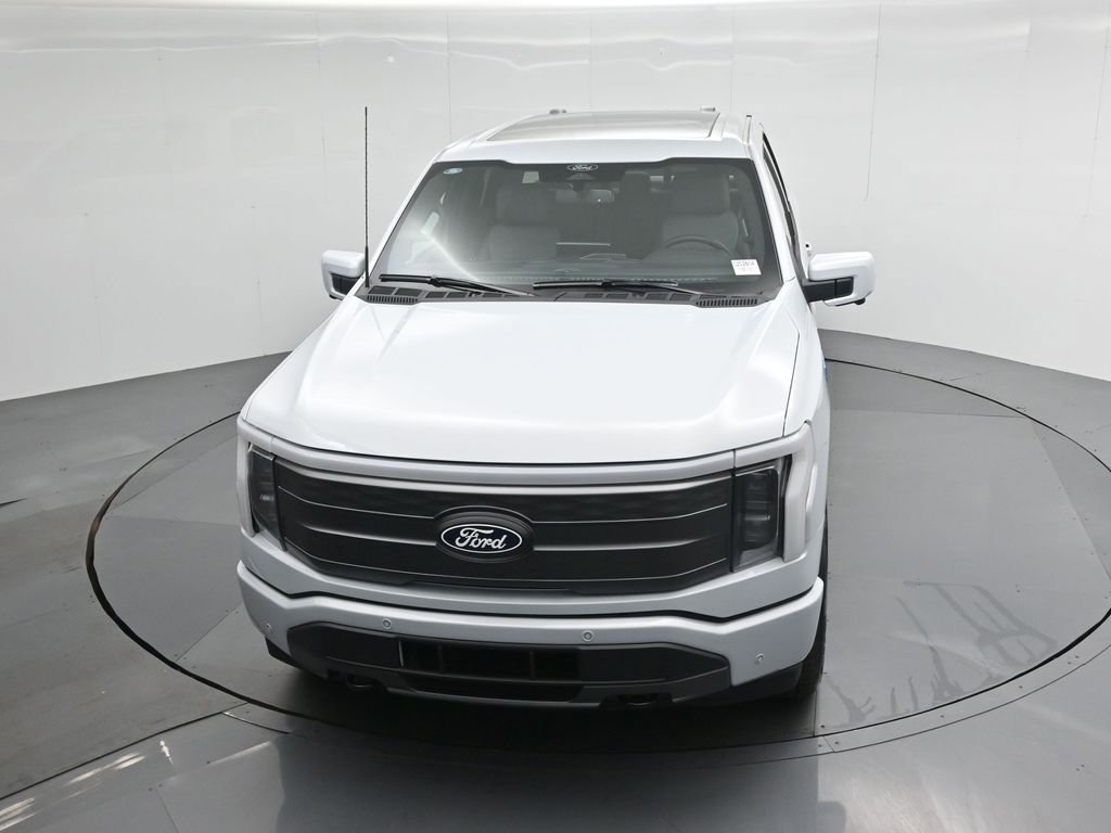 New 2025 Ford F150 Lightning Lariat image 37