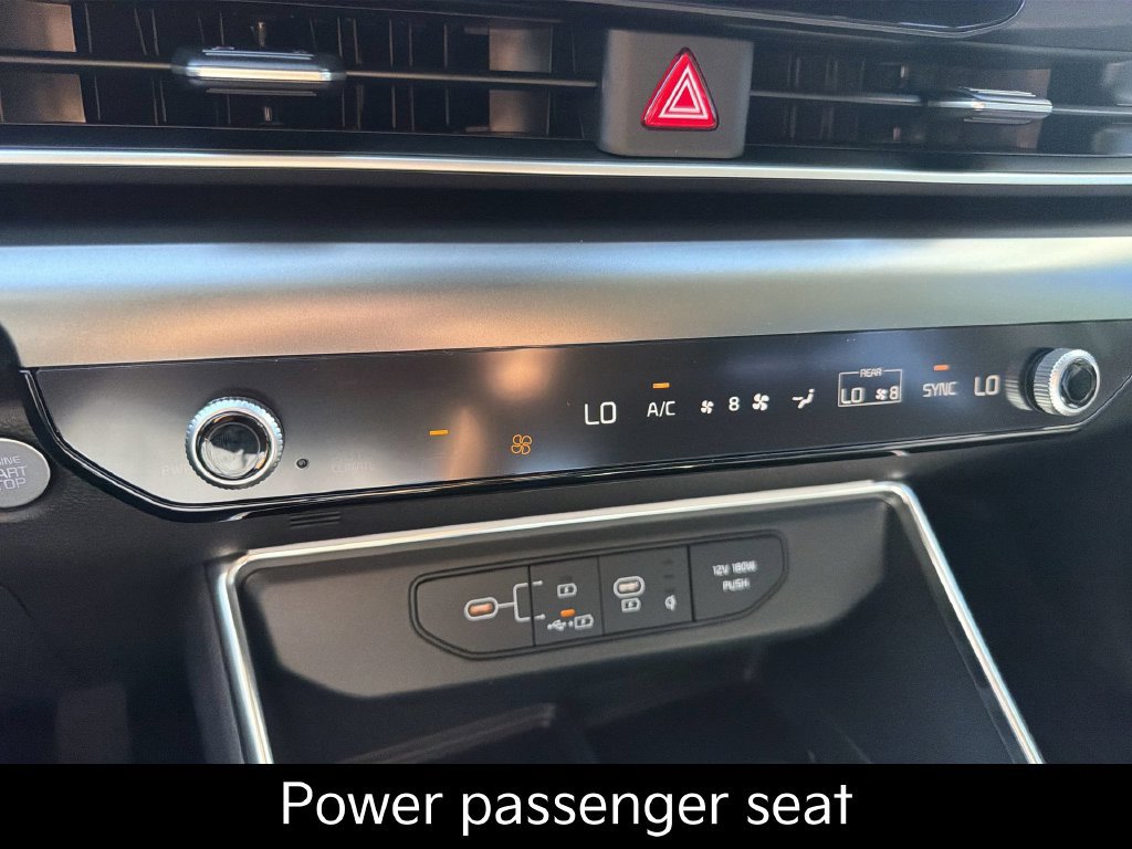 New 2027 Kia Carnival SX w/ Dark Edition Package FWD image 19