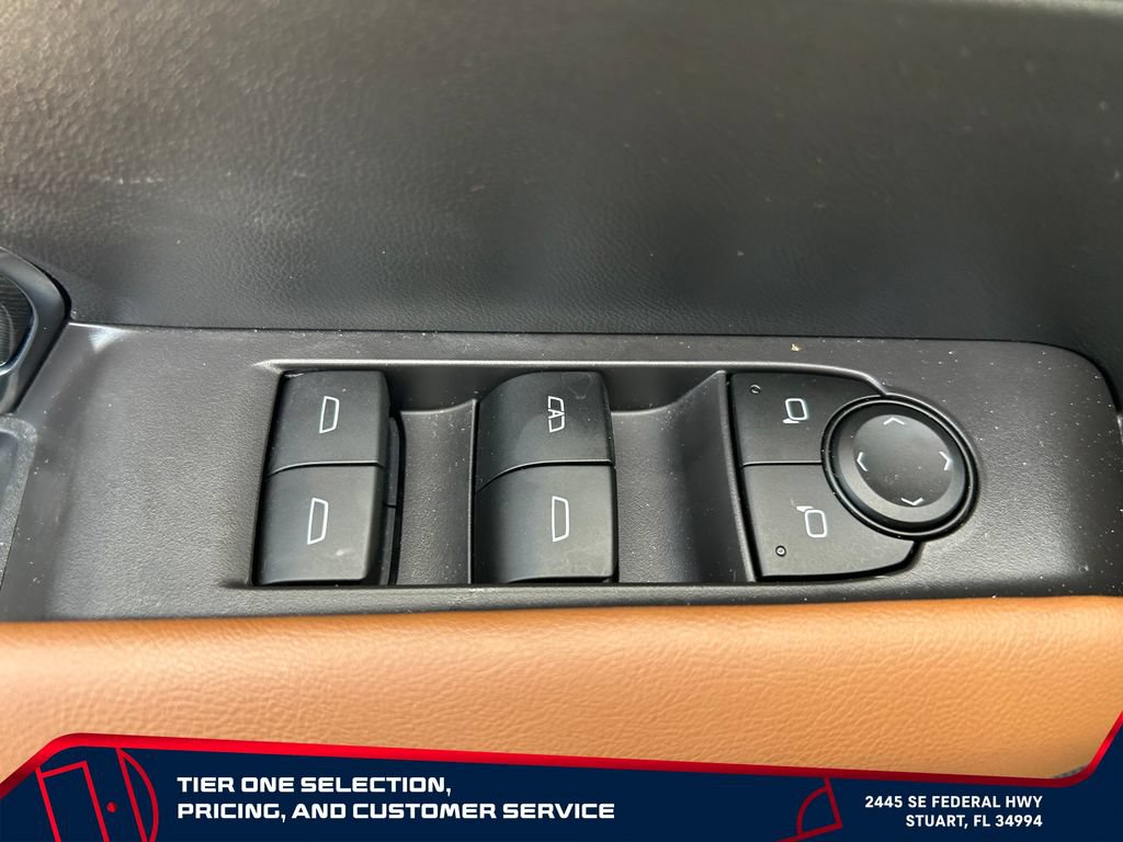 Certified 2023 GMC Canyon AT4 w/ AT4 Premium Package AWD/4WD image 13