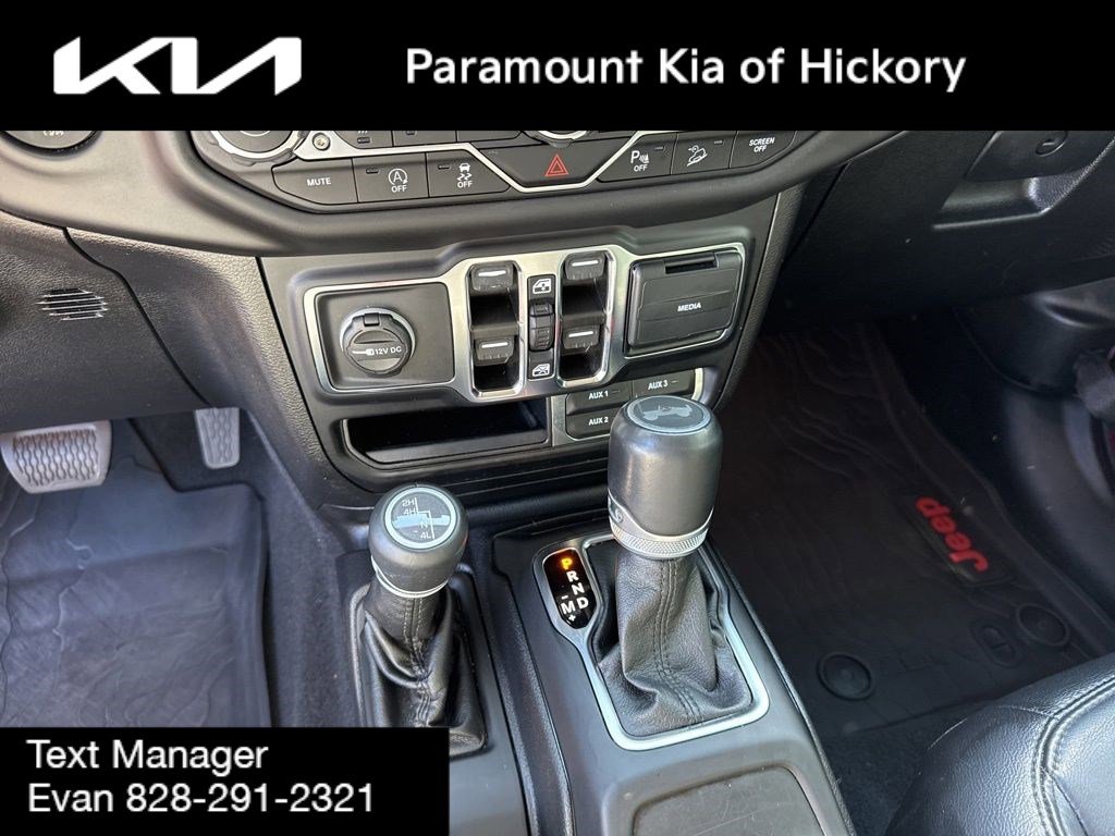 Used 2021 Jeep Wrangler Unlimited Sahara AWD/4WD image 27