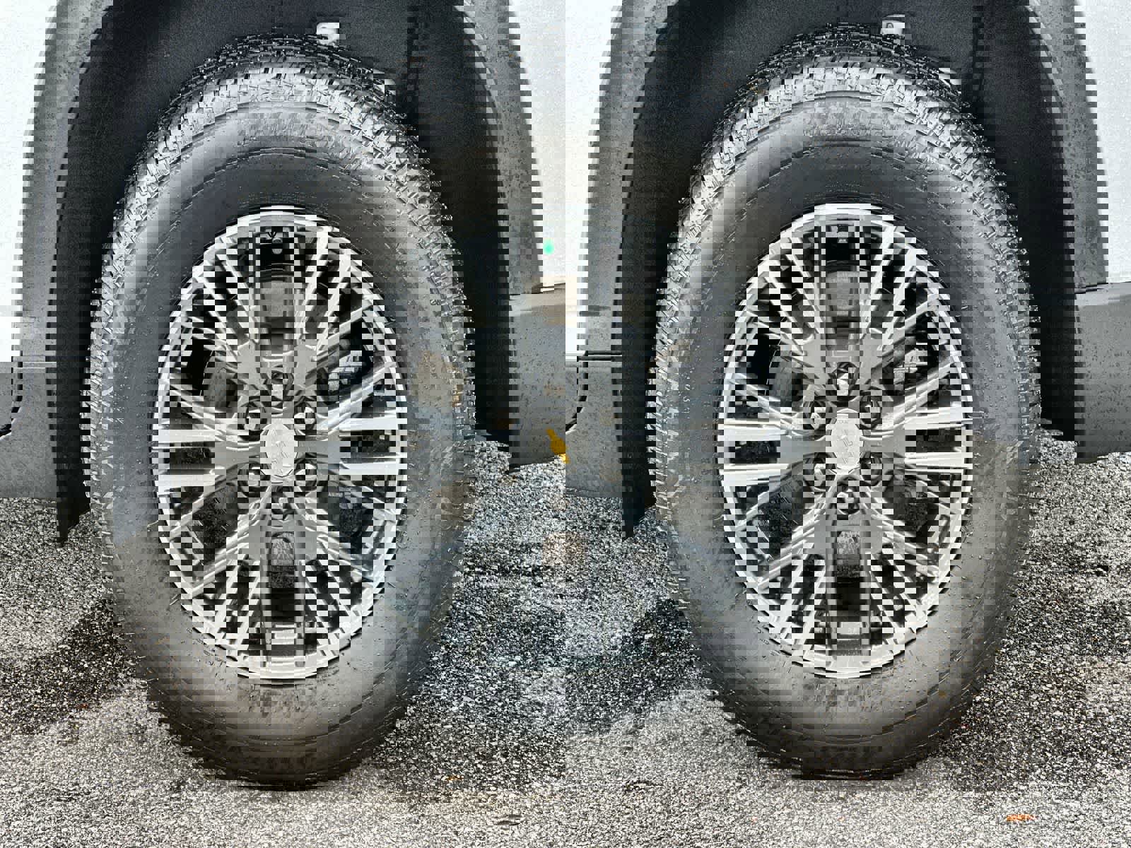 Used 2024 Chevrolet Traverse LT image 14