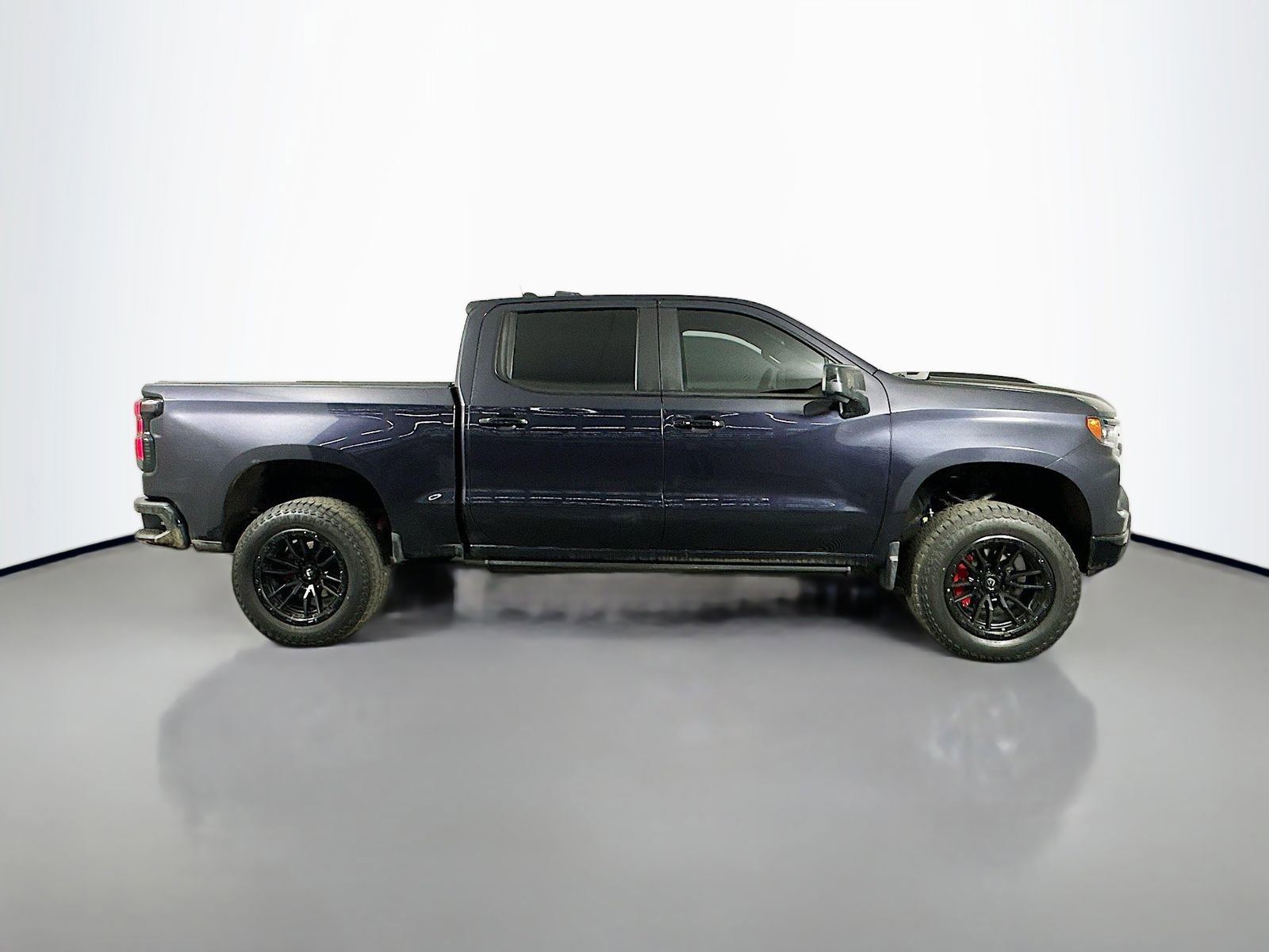 Used 2022 Chevrolet Silverado 1500 LT Trail Boss w/ Convenience Package II image 9