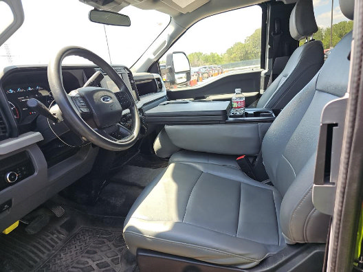 Used 2024 Ford F550 4x4 SuperCab Super Duty image 5