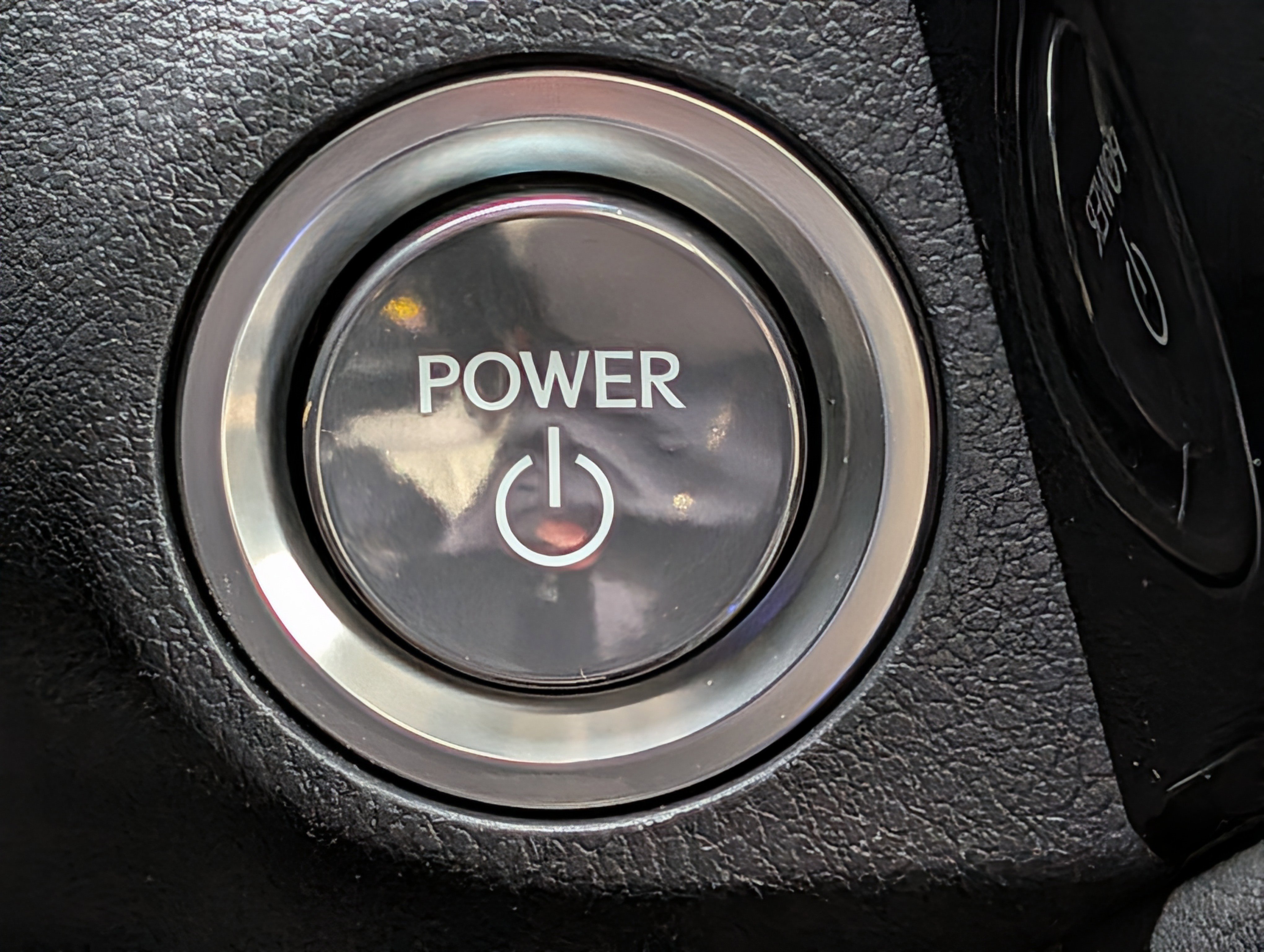 Certified 2025 Lexus ES 300h w/ Premium Package image 26