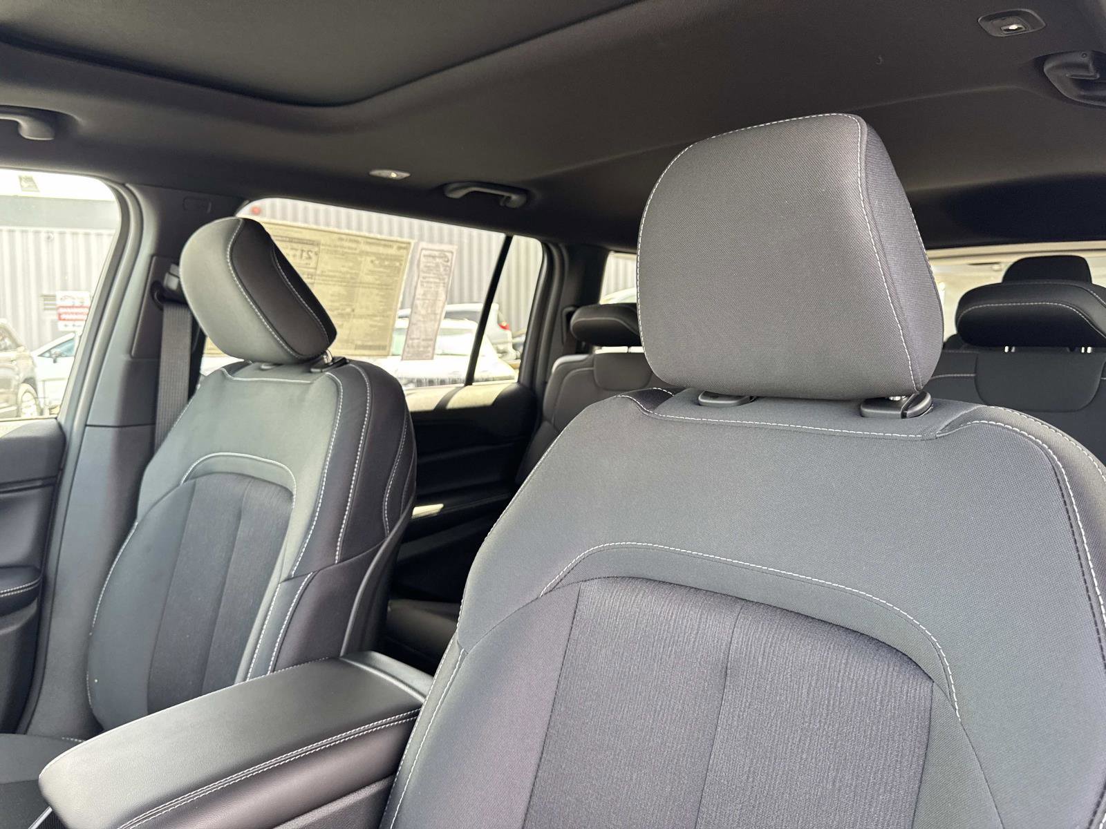 New 2026 Jeep Grand Cherokee L 2WD image 25