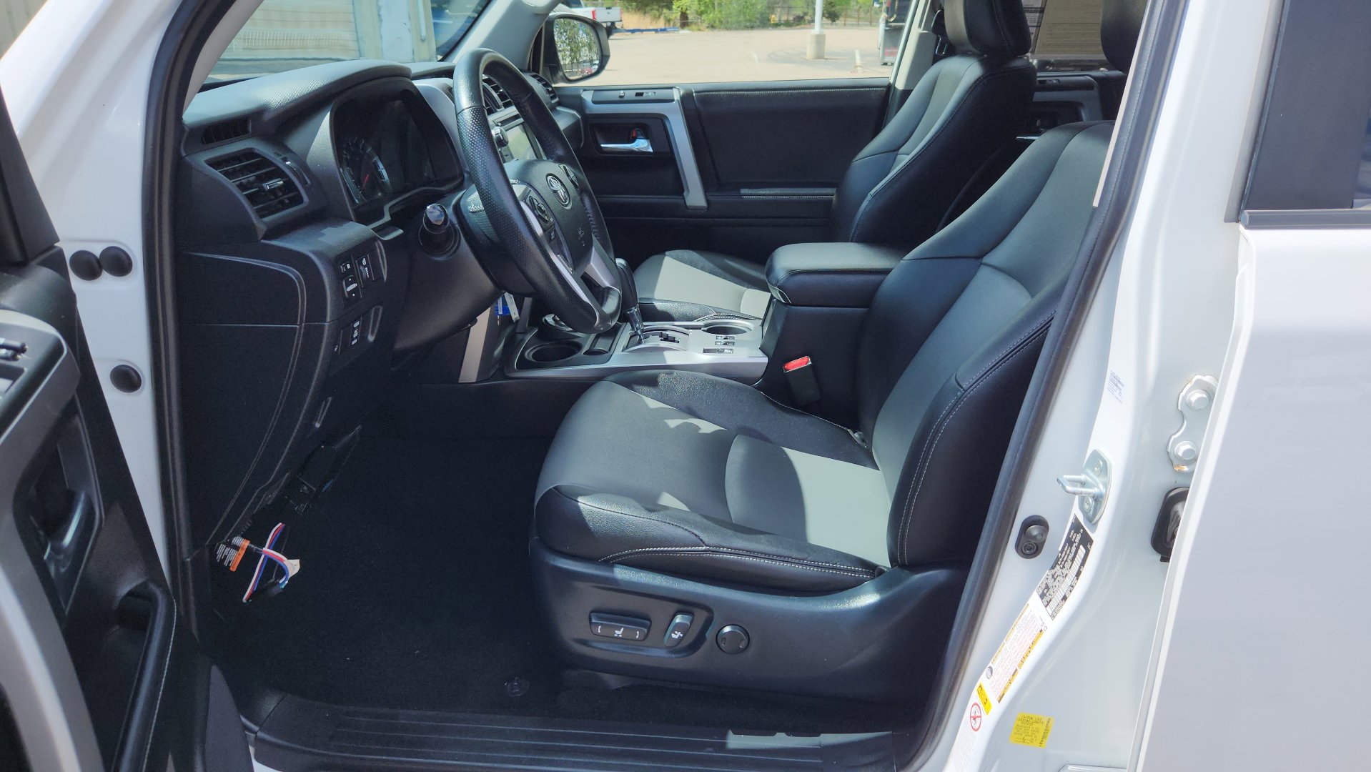 Used 2018 Toyota 4Runner SR5 Premium AWD/4WD image 23