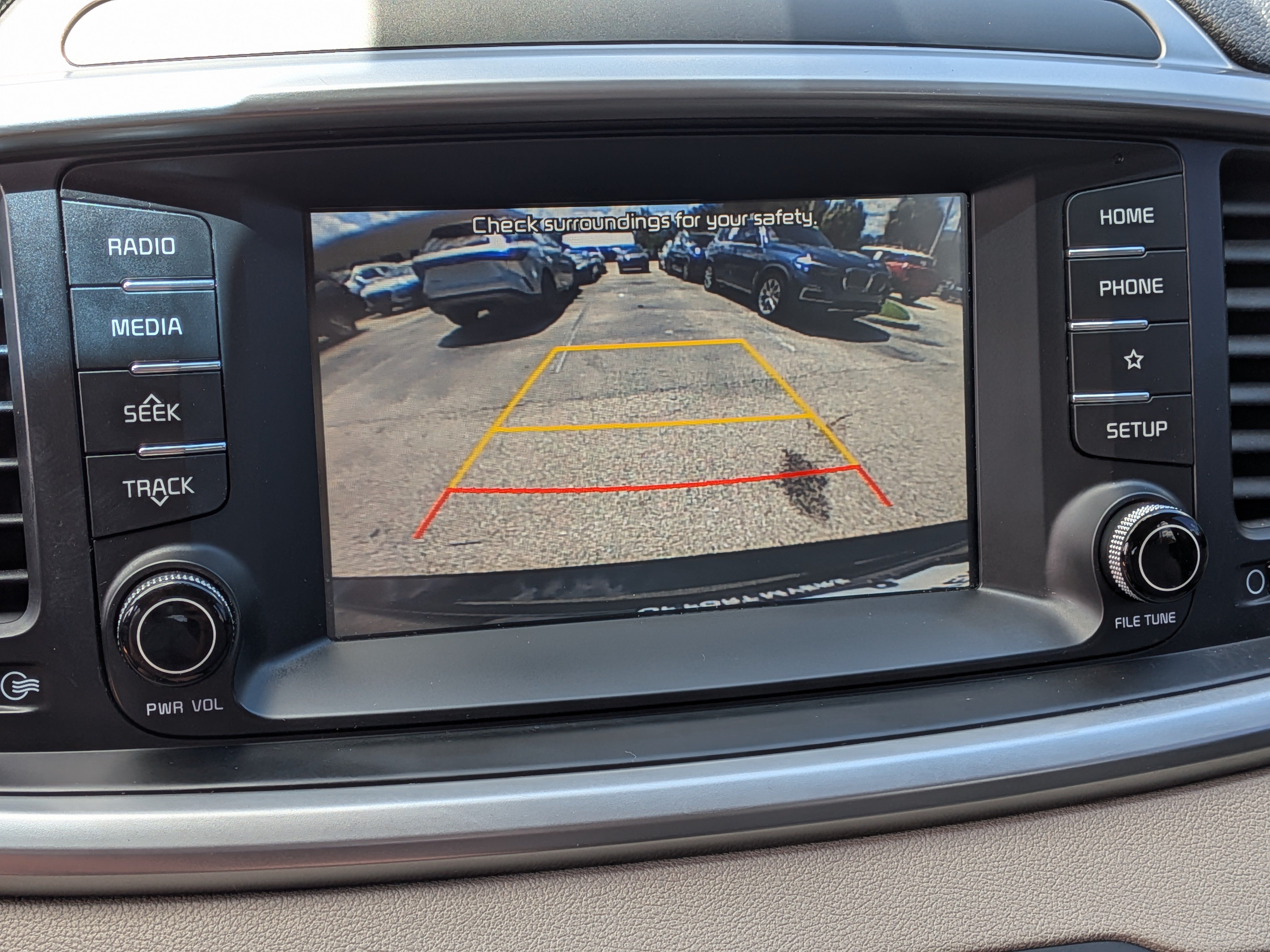 Used 2020 Kia Sorento S FWD image 32