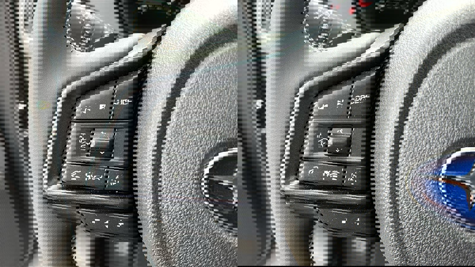 Certified 2025 Subaru Forester Limited image 13