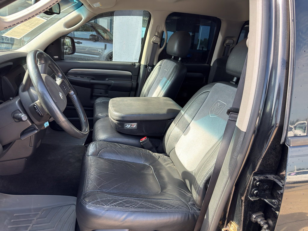 Used 2004 Dodge Ram 1500 Truck SLT w/ Trailer Tow Group AWD/4WD image 2