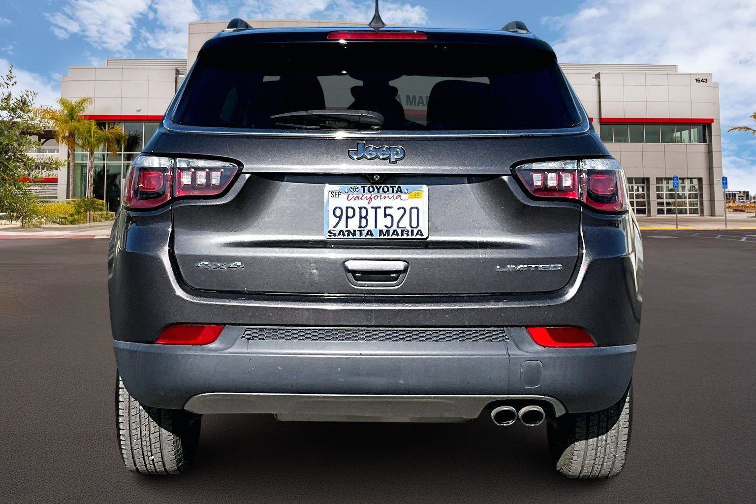 Used 2019 Jeep Compass Limited image 4