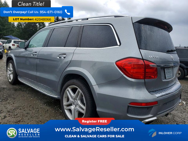 Used 2014 Mercedes-Benz GL 550 4MATIC image 3
