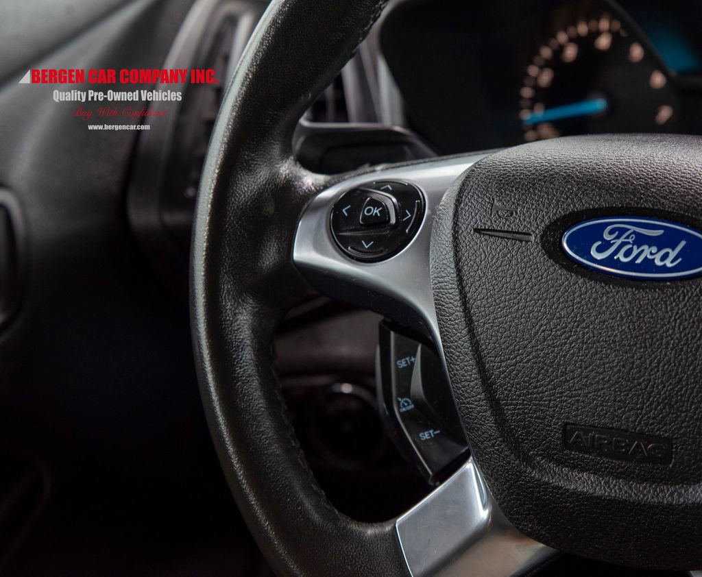 Used 2016 Ford Transit Connect XLT image 23