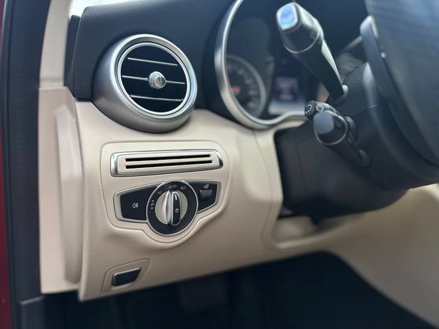 Used 2017 Mercedes-Benz C 300 4MATIC Sedan image 14