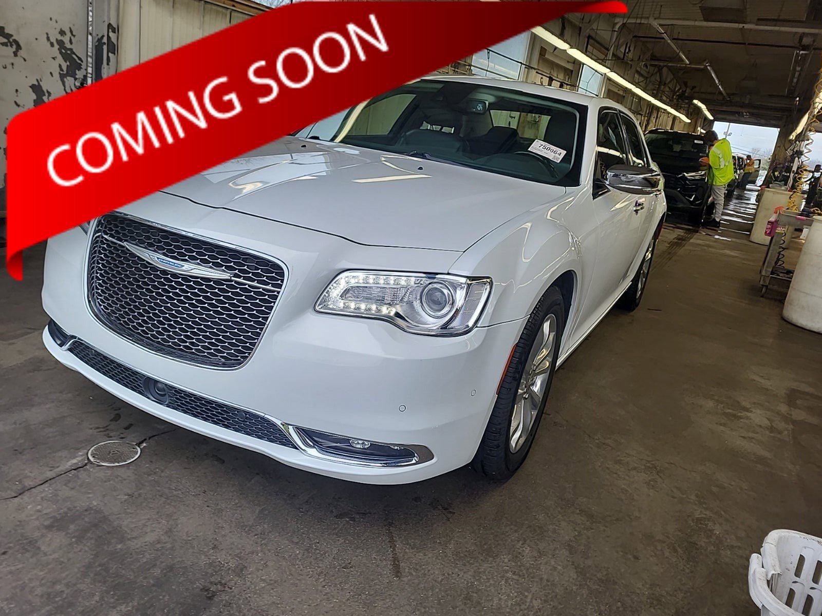 Used 2017 Chrysler 300 C w/ Safetytec Plus Group image 1